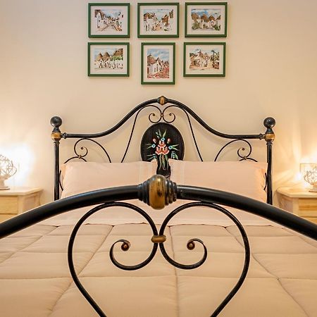 Апартаменти Trulli Quercus Альберобелло Екстер'єр фото