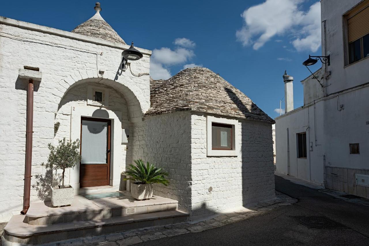 Апартаменти Trulli Quercus Альберобелло Екстер'єр фото