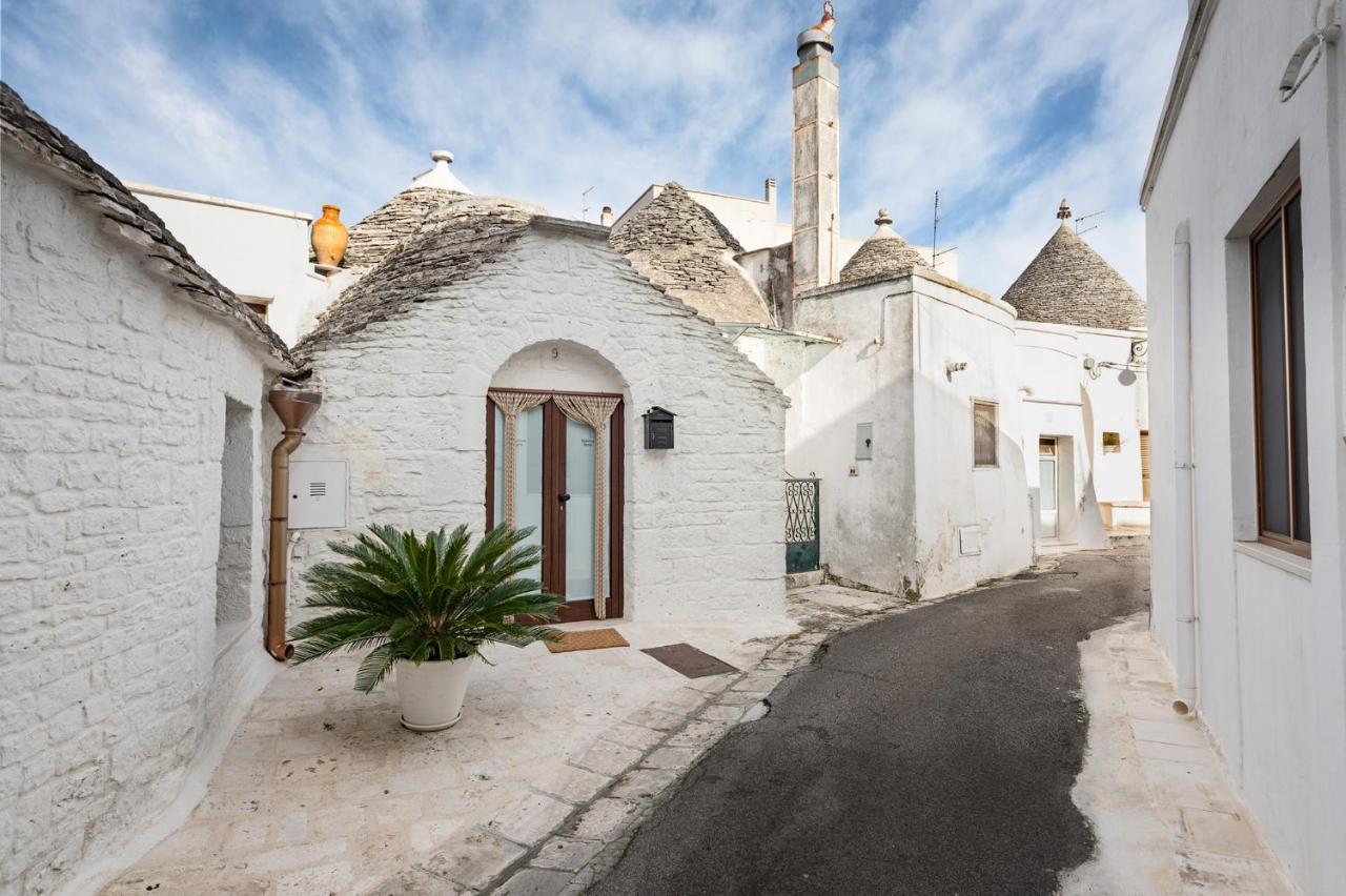 Апартаменти Trulli Quercus Альберобелло Екстер'єр фото