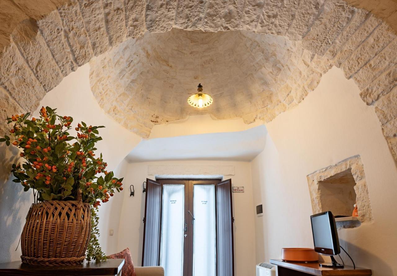 Апартаменти Trulli Quercus Альберобелло Екстер'єр фото